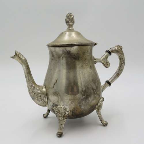 Vintage silverplated tea set - Teapot, milk jug, sugar bowl