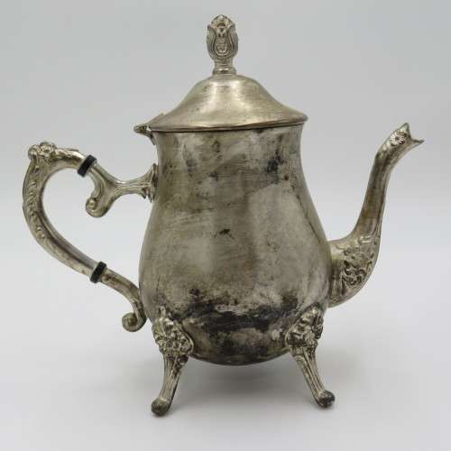 Vintage silverplated tea set - Teapot, milk jug, sugar bowl