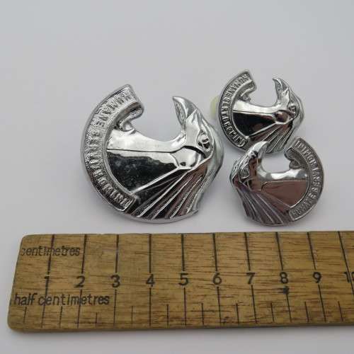 SADF Personnel Services Corps cap badge and collar badge set