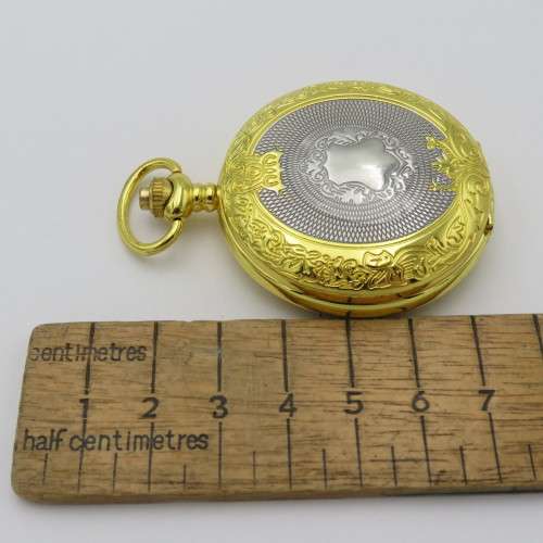 Two Tone Full hunter quartz pocketwatch - Needs battery