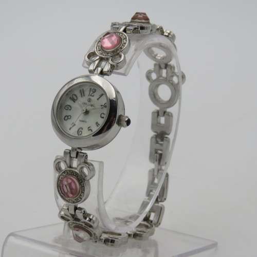 Initial Quartz ladies fashion watch - Working