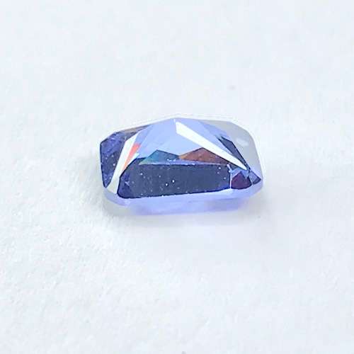 Tanzanite look-alike cubic zirconia 1,75 carat - princess cut - @ CRAZY R1 START