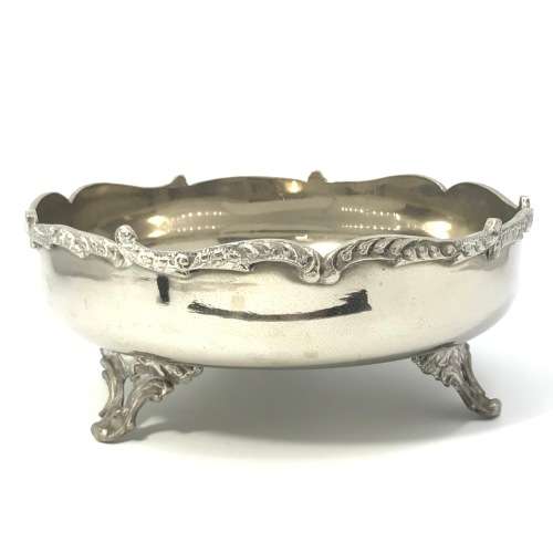 Bowl presented by Pakistan Prime minister to Bob Woolmer plus his personal rubber stamp reading Bob