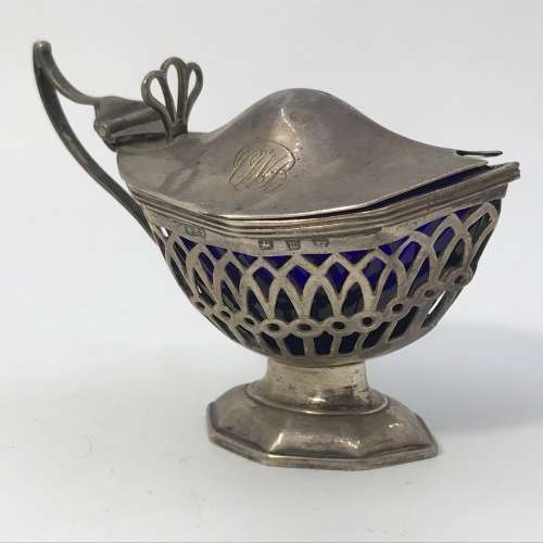 Hallmarked mustard bowl with blue glass inner