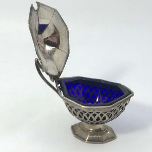 Hallmarked mustard bowl with blue glass inner