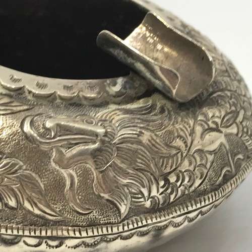 Vintage Malaysian silver ashtray with footpiece for matchbox booklet - Weighs 49grams