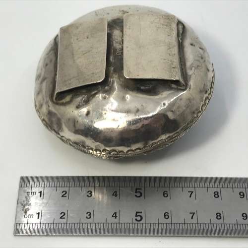 Vintage Malaysian silver ashtray with footpiece for matchbox booklet - Weighs 49grams