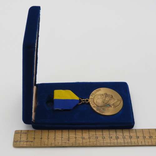 Rotary International Paul Harris Fellow medallion in box