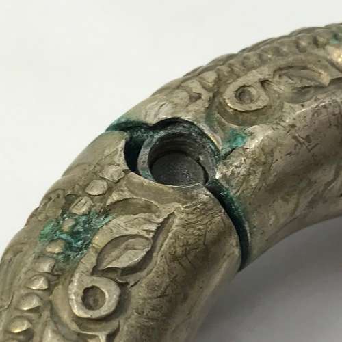 Vintage Indian silver bangle - Weighs 154 grams