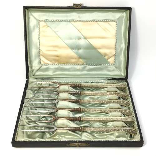 Set of 6 pickle forks with Dutch Silver handles in box