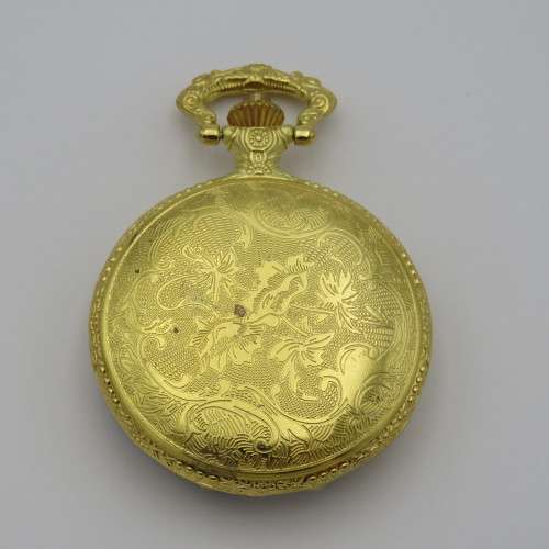 Full hunter quartz pocketwatch with dragon design lid - Needs battery