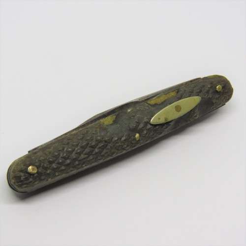 Vintage 2 blade pocket knife with damaged horn handles