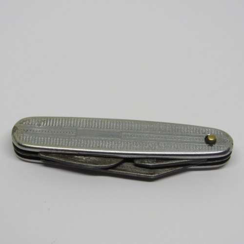 Vintage Richards mini pocket knife with opener and screwdriver