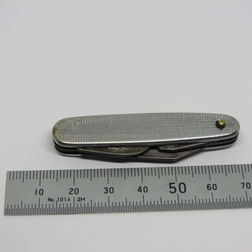 Vintage Richards mini pocket knife with opener and screwdriver