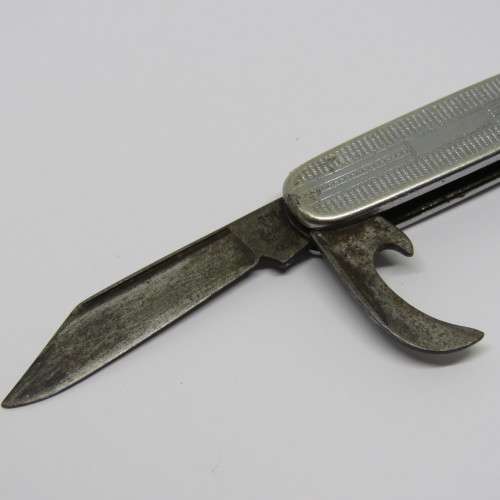 Vintage Richards mini pocket knife with opener and screwdriver