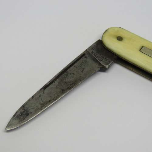 Vintage Potter 2 blade pocket knife with damaged bone handle