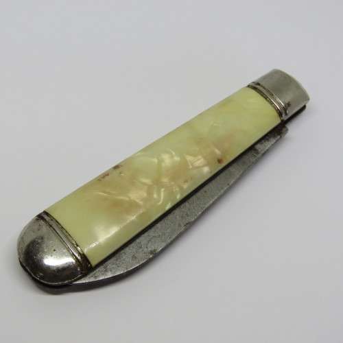 Vintage Richards 1952-1977 Queen Elizabeth II silver jubilee commemorative pocket knife