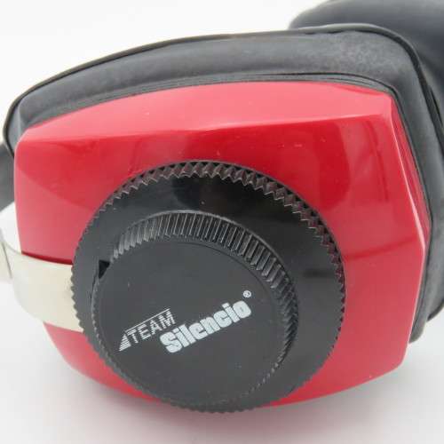 Team Silencio red earmuffs