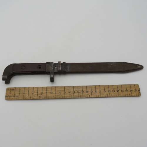 Russian 6x2 AK47 Bayonet with steel scabbard - One screw on handle missing