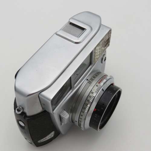 Vintage Balda Baldamatic II 35mm camera in pouch