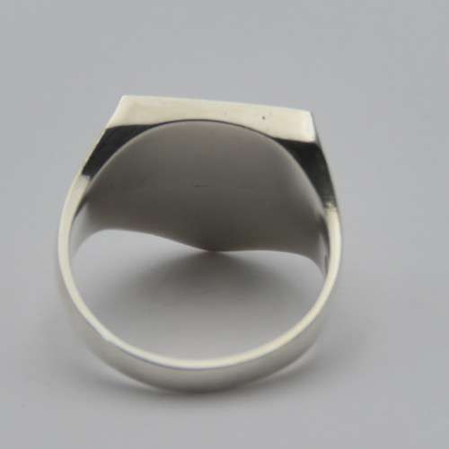 Sterling silver ring with SADF 32 battalion crest - Size W - Weighs 12,8 g