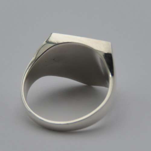 Sterling silver ring with SADF 1 Parachute battalion crest - Weighs 12,5 g - Size X