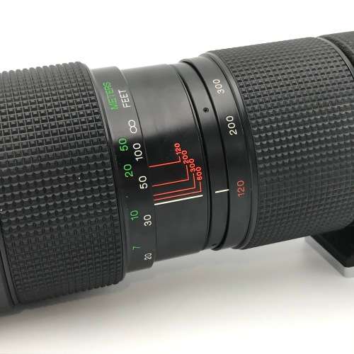 Vivitar 120mm-600mm f  1:5,6-8,0 telephoto 200m lens in case - lens is clean - P/K mount