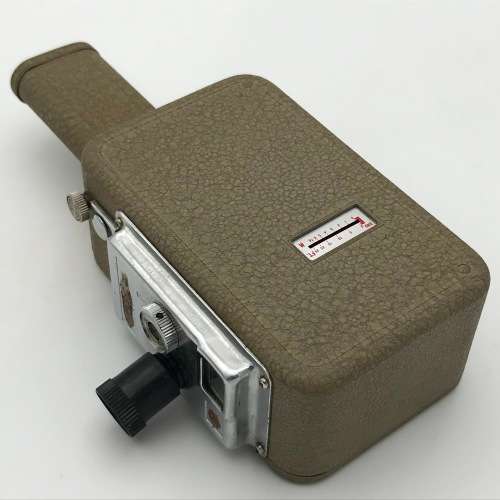 Vintage Vista Eight 8mm battery operated movie camera in box - not working