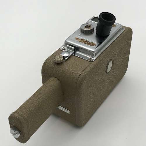 Vintage Vista Eight 8mm battery operated movie camera in box - not working