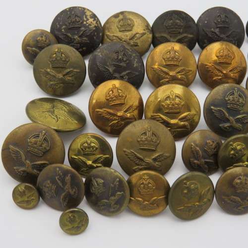 Lot of 31 WW2 SA Air Force uniform buttons
