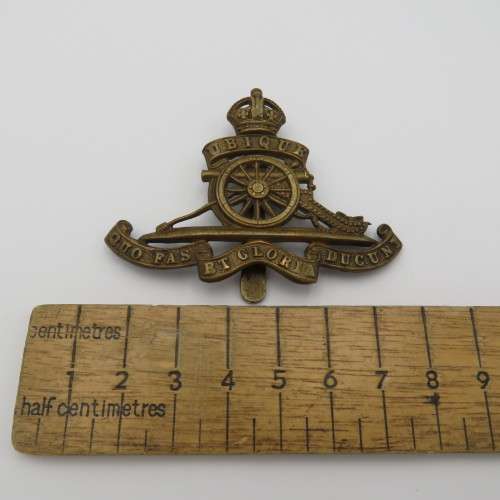 Royal Field Artillery cap badge