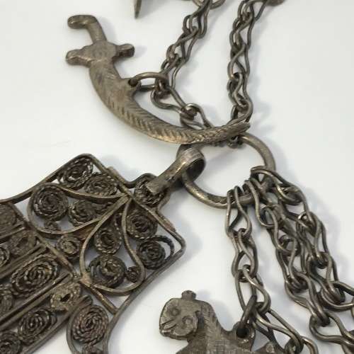 Vintage Silver Hamsa choker necklace - weighs 114.0 gram - size 33cm