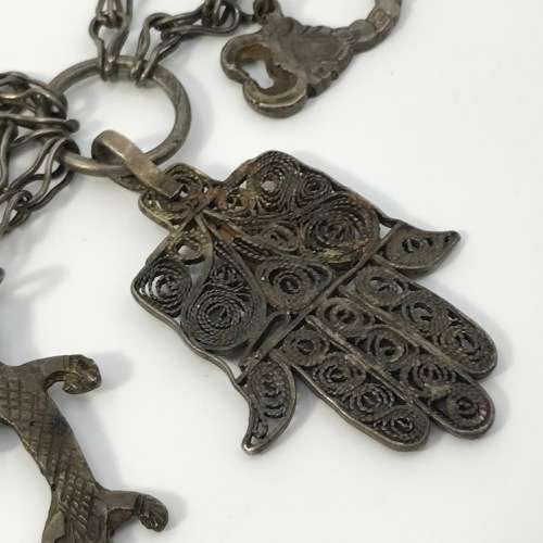 Vintage Silver Hamsa choker necklace - weighs 114.0 gram - size 33cm
