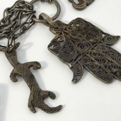 Vintage Silver Hamsa choker necklace - weighs 114.0 gram - size 33cm