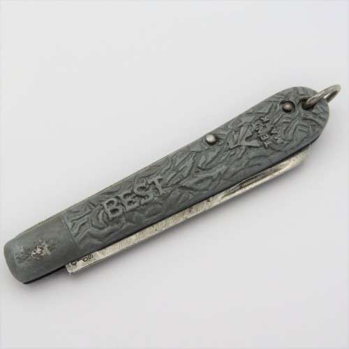 Vintage Richards BEST Tent Mark folding pocket knife - Blade lock is loose