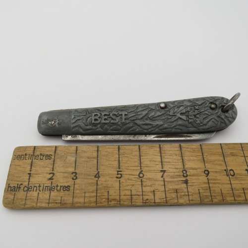 Vintage Richards BEST Tent Mark folding pocket knife - Blade lock is loose