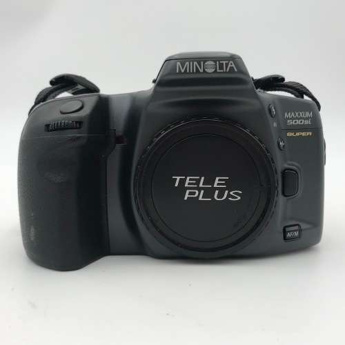 Minolta Maxxum 500 Si Super 35mm camera with two lenses, two flashes, lens filters and bag