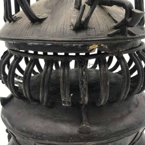 Ashanti Bronze pot with Chief and Tribal members on lid