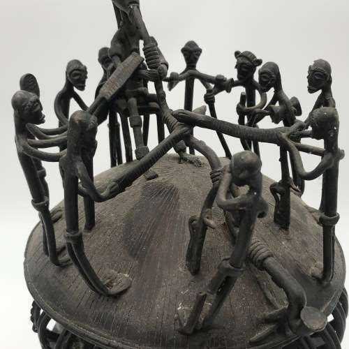 Ashanti Bronze pot with Chief and Tribal members on lid