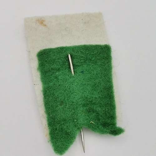 Vintage Ireland Rugby pin badge