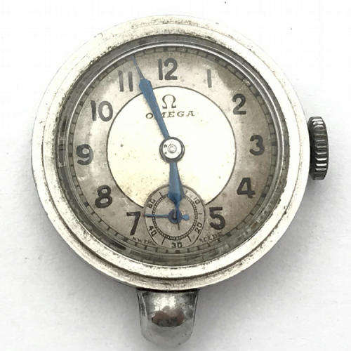 1935 Omega ladies watch - working - strap lug broken - serial 8302817 - engraved backplate - 2cm