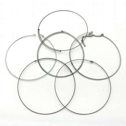 Lot of costume jewellery choker necklaces - 38cm