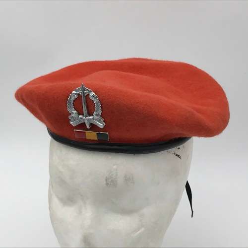 SA Corps of Military Police beret with badge and balkie - size 58