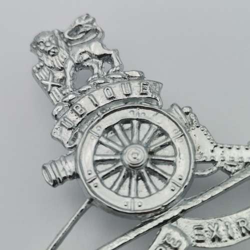 SA Field Artillery chromed cap badge