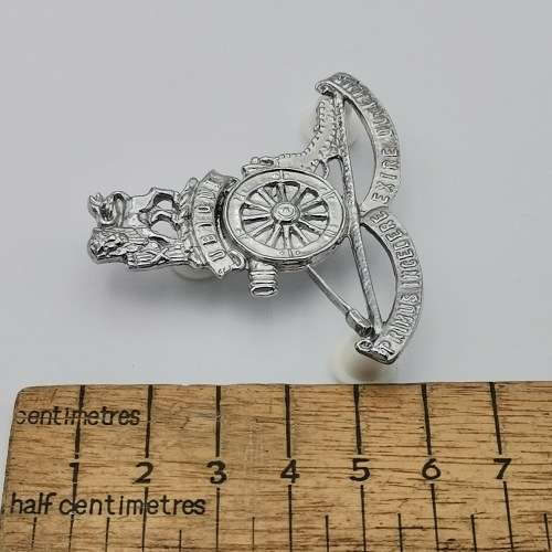 SA Field Artillery chromed cap badge