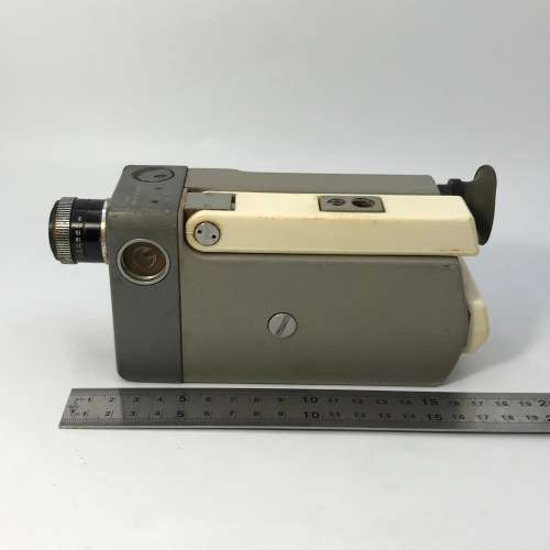 Vintage Letz Wetzlar Leicina 8mm movie camera