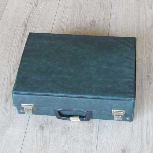 Vintage Cellu-Slim Synchro 16 Slimming machine in case - not tested