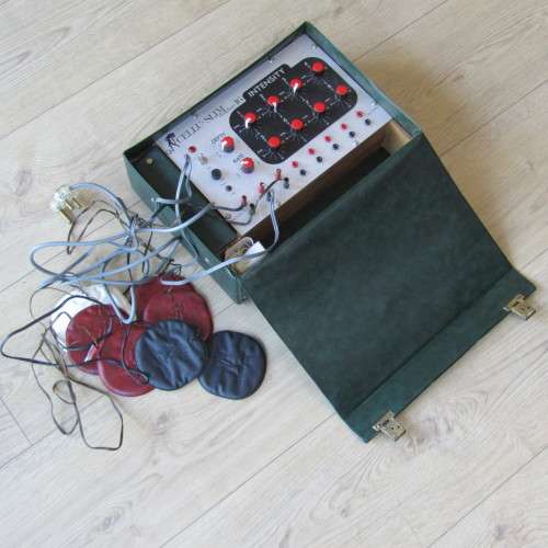 Vintage Cellu-Slim Synchro 16 Slimming machine in case - not tested