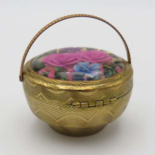 Vintage Kigu flower basket powder compact