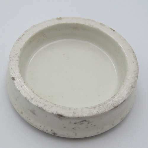 Antique woods Areca Nut porcelain tooth paste holder